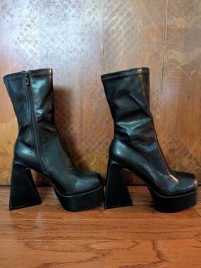 Black Women's Platform Boots